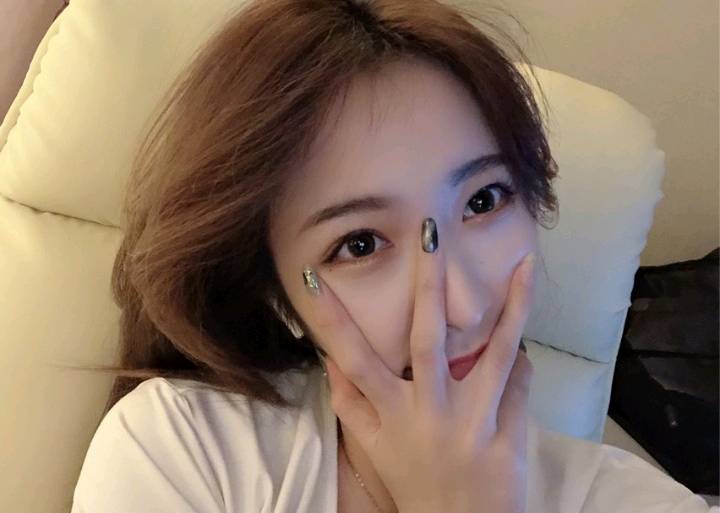 邻家女孩，春心荡漾